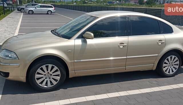 Бежевый Фольксваген Пассат, объемом двигателя 1.6 л и пробегом 300 тыс. км за 5000 $, фото 30 на Automoto.ua