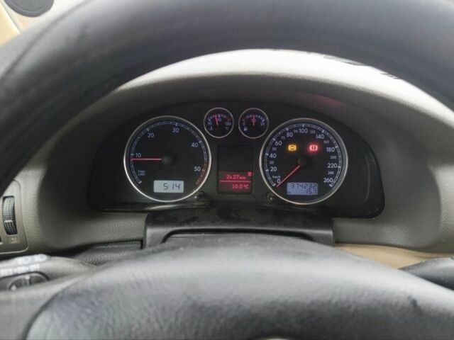 Бежевый Фольксваген Пассат, объемом двигателя 1.9 л и пробегом 270 тыс. км за 2200 $, фото 4 на Automoto.ua