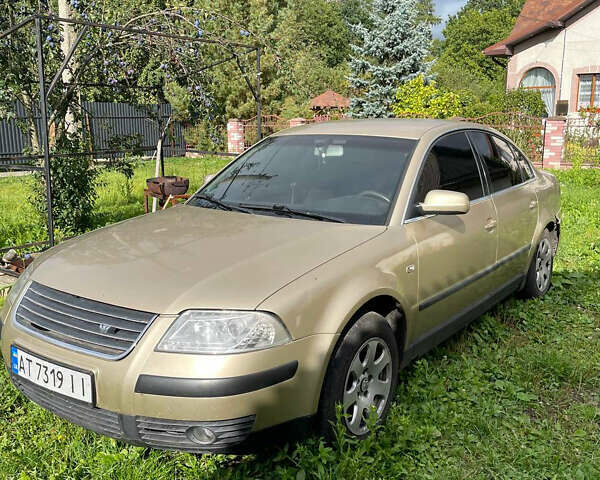 Бежевый Фольксваген Пассат, объемом двигателя 1.9 л и пробегом 315 тыс. км за 2900 $, фото 2 на Automoto.ua