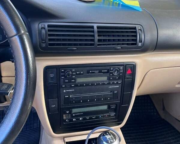 Бежевый Фольксваген Пассат, объемом двигателя 1.78 л и пробегом 380 тыс. км за 4200 $, фото 1 на Automoto.ua