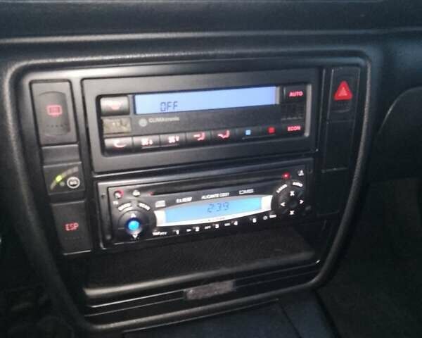 Бежевий Фольксваген Пассат, об'ємом двигуна 1.98 л та пробігом 175 тис. км за 4500 $, фото 15 на Automoto.ua