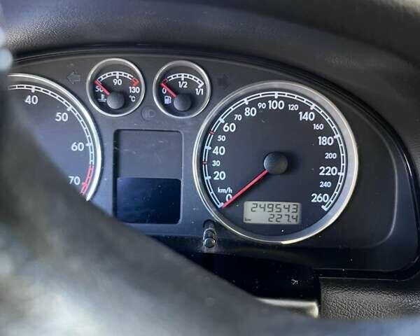 Бежевый Фольксваген Пассат, объемом двигателя 1.78 л и пробегом 380 тыс. км за 4200 $, фото 11 на Automoto.ua