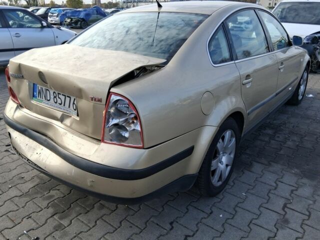 Бежевый Фольксваген Пассат, объемом двигателя 1.9 л и пробегом 280 тыс. км за 1600 $, фото 6 на Automoto.ua