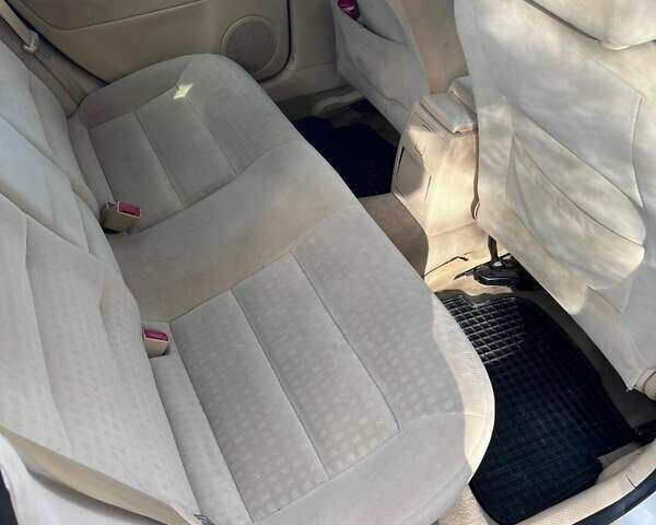 Бежевый Фольксваген Пассат, объемом двигателя 1.78 л и пробегом 380 тыс. км за 4200 $, фото 8 на Automoto.ua