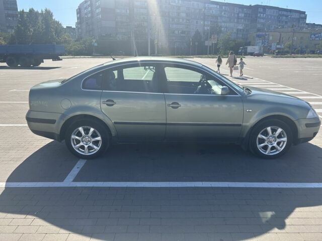 Бежевый Фольксваген Пассат, объемом двигателя 1.9 л и пробегом 400 тыс. км за 2863 $, фото 3 на Automoto.ua