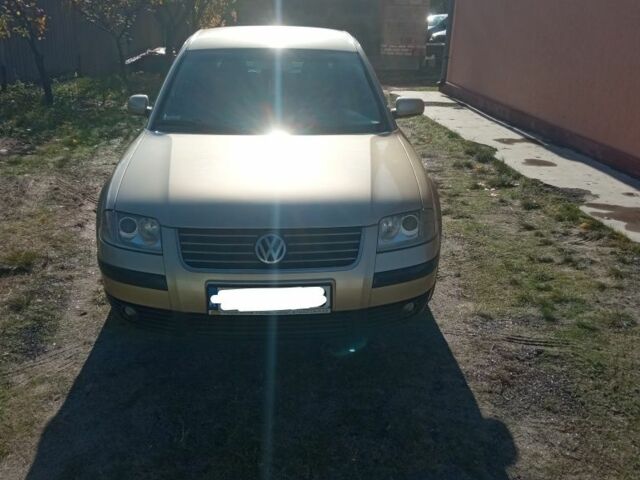 Бежевий Фольксваген Пассат, об'ємом двигуна 1.9 л та пробігом 300 тис. км за 2400 $, фото 2 на Automoto.ua