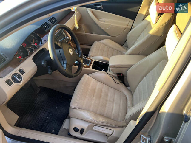 Бежевый Фольксваген Пассат, объемом двигателя 2 л и пробегом 202 тыс. км за 7100 $, фото 8 на Automoto.ua