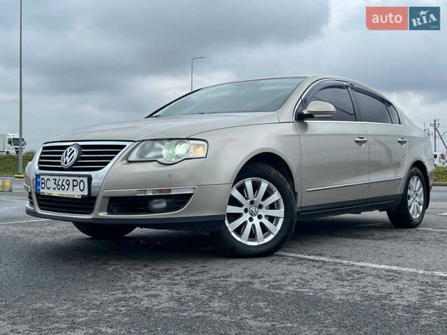 Бежевый Фольксваген Пассат, объемом двигателя 2 л и пробегом 290 тыс. км за 6900 $, фото 1 на Automoto.ua