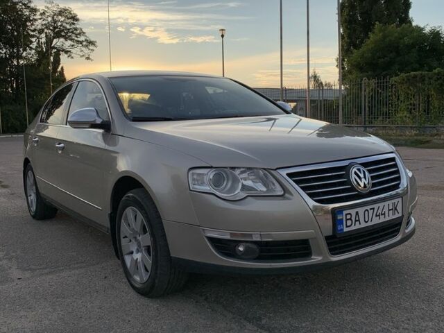 Бежевый Фольксваген Пассат, объемом двигателя 2 л и пробегом 275 тыс. км за 8000 $, фото 2 на Automoto.ua