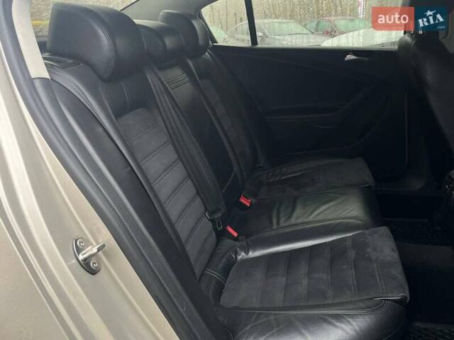 Бежевий Фольксваген Пассат, об'ємом двигуна 1.97 л та пробігом 331 тис. км за 6590 $, фото 11 на Automoto.ua