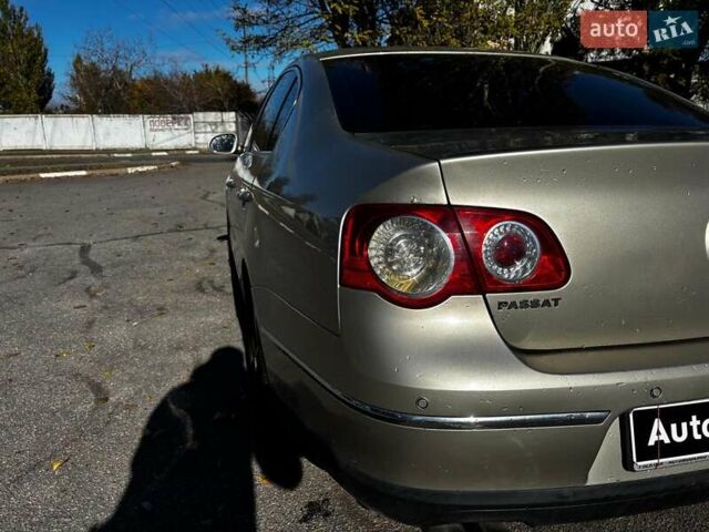 Бежевий Фольксваген Пассат, об'ємом двигуна 1.8 л та пробігом 290 тис. км за 5990 $, фото 10 на Automoto.ua