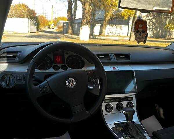 Бежевий Фольксваген Пассат, об'ємом двигуна 1.8 л та пробігом 290 тис. км за 5990 $, фото 12 на Automoto.ua