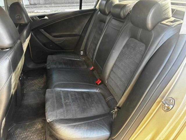 Бежевый Фольксваген Пассат, объемом двигателя 1.8 л и пробегом 290 тыс. км за 5990 $, фото 12 на Automoto.ua