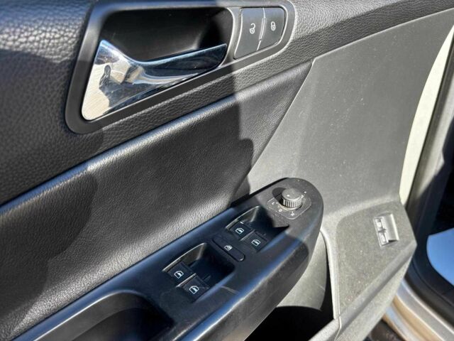 Бежевый Фольксваген Пассат, объемом двигателя 1.8 л и пробегом 290 тыс. км за 5990 $, фото 16 на Automoto.ua