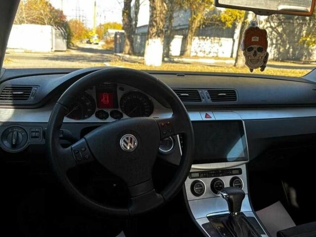 Бежевый Фольксваген Пассат, объемом двигателя 1.8 л и пробегом 290 тыс. км за 5990 $, фото 13 на Automoto.ua