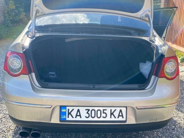 Бежевый Фольксваген Пассат, объемом двигателя 1.8 л и пробегом 250 тыс. км за 5200 $, фото 6 на Automoto.ua