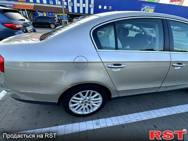 Бежевый Фольксваген Пассат, объемом двигателя 1.8 л и пробегом 218 тыс. км за 5800 $, фото 3 на Automoto.ua