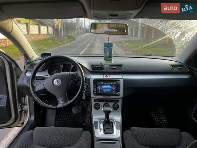 Бежевый Фольксваген Пассат, объемом двигателя 1.8 л и пробегом 254 тыс. км за 5200 $, фото 7 на Automoto.ua