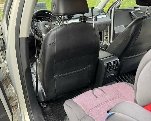 Бежевый Фольксваген Пассат, объемом двигателя 1.97 л и пробегом 260 тыс. км за 10200 $, фото 14 на Automoto.ua