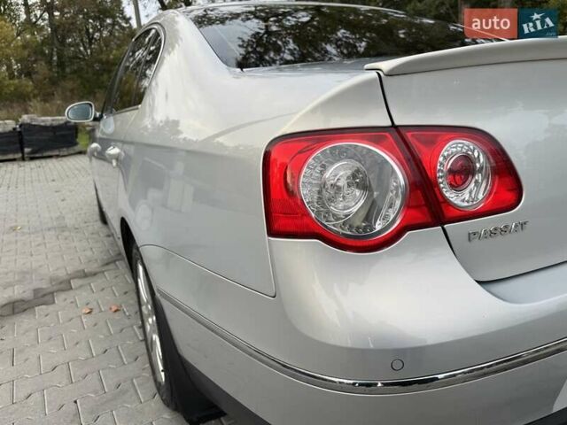 Бежевый Фольксваген Пассат, объемом двигателя 1.97 л и пробегом 260 тыс. км за 10200 $, фото 9 на Automoto.ua