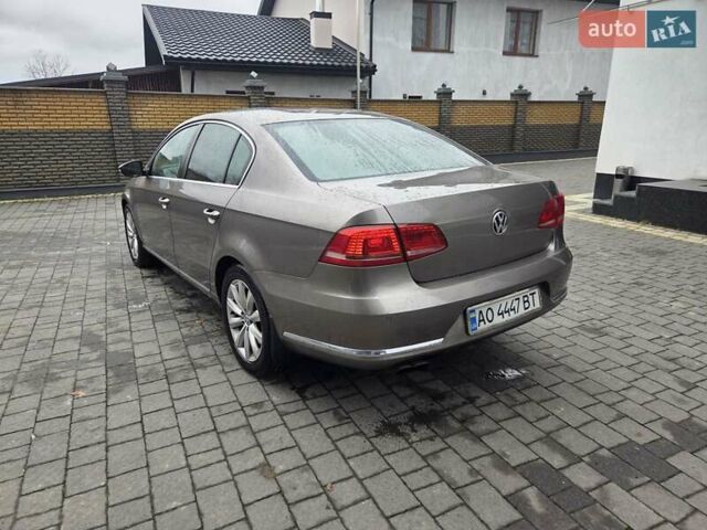 Бежевый Фольксваген Пассат, объемом двигателя 2 л и пробегом 321 тыс. км за 9800 $, фото 2 на Automoto.ua