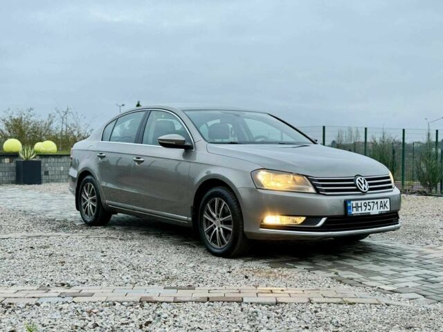 Бежевый Фольксваген Пассат, объемом двигателя 1.8 л и пробегом 176 тыс. км за 6999 $, фото 1 на Automoto.ua