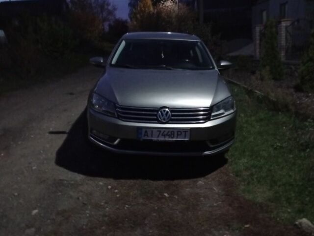 Фольксваген Пассат 2012 в Корсунь-Шевченковском на Automoto.ua Бежевый Фольксваген Пассат, объемом двигателя 2 л и пробегом 215 тыс. км за 13000 $, фото 7 на Automoto.ua