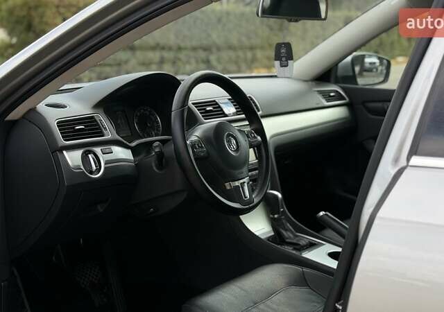Фольксваген Пассат 2012 в Белой Церкве на Automoto.ua Бежевый Фольксваген Пассат, объемом двигателя 2.5 л и пробегом 210 тыс. км за 9850 $, фото 18 на Automoto.ua