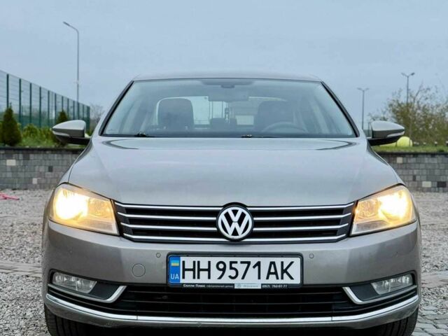 Бежевый Фольксваген Пассат, объемом двигателя 1.8 л и пробегом 176 тыс. км за 6999 $, фото 3 на Automoto.ua