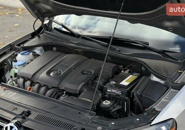 Фольксваген Пассат 2012 в Белой Церкве на Automoto.ua Бежевый Фольксваген Пассат, объемом двигателя 2.5 л и пробегом 210 тыс. км за 9850 $, фото 36 на Automoto.ua