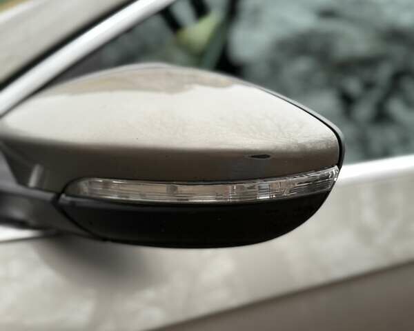 Бежевый Фольксваген Пассат, объемом двигателя 1.97 л и пробегом 214 тыс. км за 9700 $, фото 10 на Automoto.ua