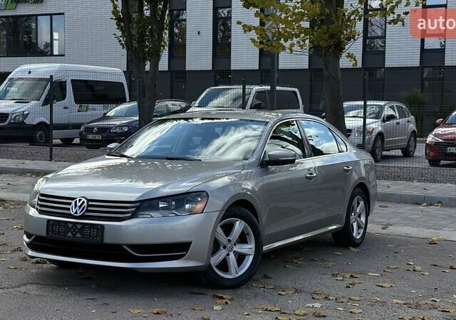 Фольксваген Пассат 2012 в Белой Церкве на Automoto.ua Бежевый Фольксваген Пассат, объемом двигателя 2.5 л и пробегом 210 тыс. км за 9850 $, фото 1 на Automoto.ua