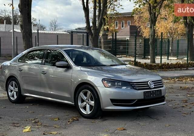 Фольксваген Пассат 2012 в Белой Церкве на Automoto.ua Бежевый Фольксваген Пассат, объемом двигателя 2.5 л и пробегом 210 тыс. км за 9850 $, фото 4 на Automoto.ua
