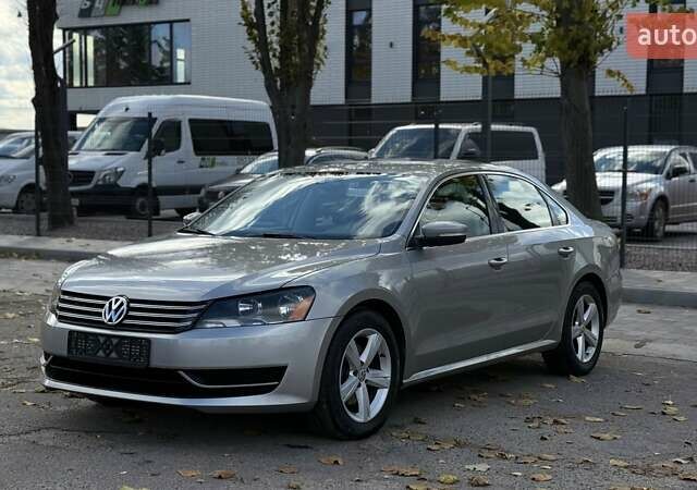 Фольксваген Пассат 2012 в Белой Церкве на Automoto.ua Бежевый Фольксваген Пассат, объемом двигателя 2.5 л и пробегом 210 тыс. км за 9850 $, фото 2 на Automoto.ua