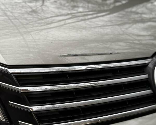 Бежевый Фольксваген Пассат, объемом двигателя 1.97 л и пробегом 214 тыс. км за 9700 $, фото 7 на Automoto.ua