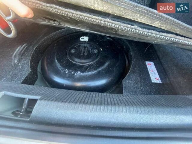 Бежевый Фольксваген Пассат, объемом двигателя 2.5 л и пробегом 208 тыс. км за 8600 $, фото 9 на Automoto.ua