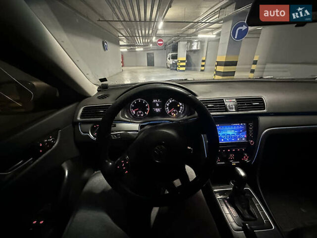 Бежевый Фольксваген Пассат, объемом двигателя 1.8 л и пробегом 256 тыс. км за 7600 $, фото 10 на Automoto.ua