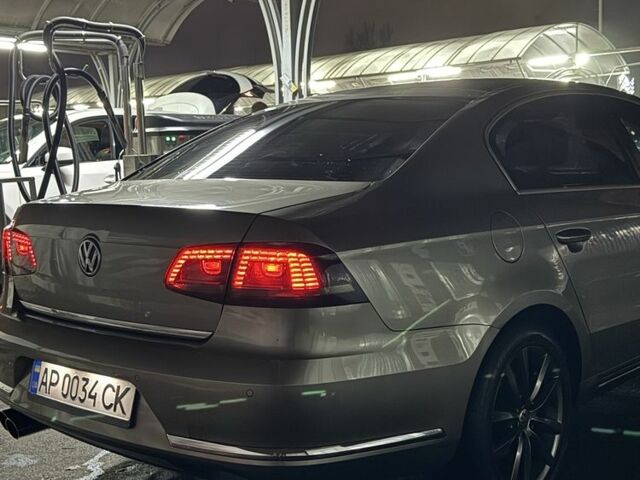 Бежевый Фольксваген Пассат, объемом двигателя 2 л и пробегом 278 тыс. км за 13000 $, фото 17 на Automoto.ua