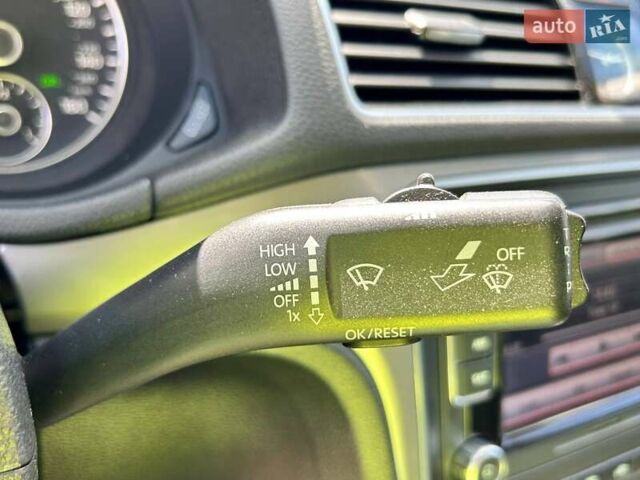 Бежевый Фольксваген Пассат, объемом двигателя 1.8 л и пробегом 172 тыс. км за 10200 $, фото 21 на Automoto.ua