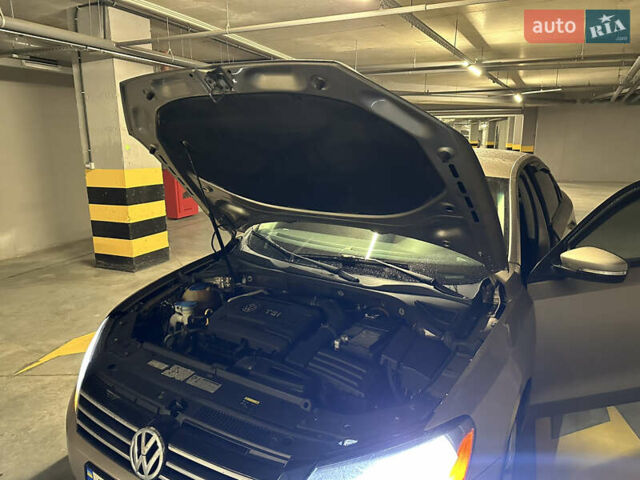 Бежевый Фольксваген Пассат, объемом двигателя 1.8 л и пробегом 256 тыс. км за 7600 $, фото 9 на Automoto.ua