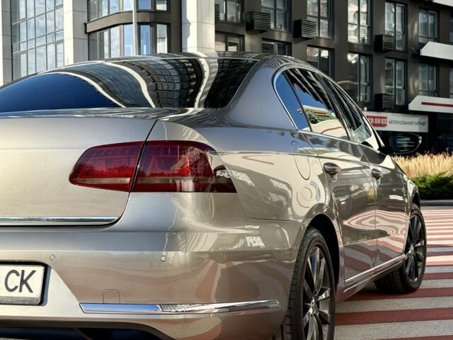 Бежевый Фольксваген Пассат, объемом двигателя 2 л и пробегом 278 тыс. км за 13000 $, фото 5 на Automoto.ua