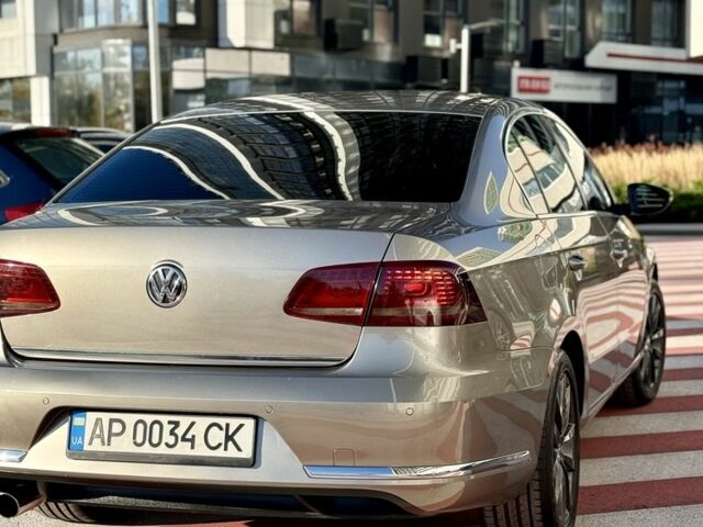 Бежевый Фольксваген Пассат, объемом двигателя 2 л и пробегом 278 тыс. км за 13000 $, фото 6 на Automoto.ua