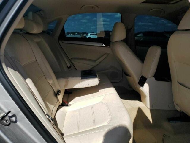 Бежевый Фольксваген Пассат, объемом двигателя 2 л и пробегом 178 тыс. км за 8999 $, фото 10 на Automoto.ua