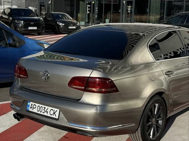 Бежевый Фольксваген Пассат, объемом двигателя 2 л и пробегом 278 тыс. км за 13000 $, фото 7 на Automoto.ua