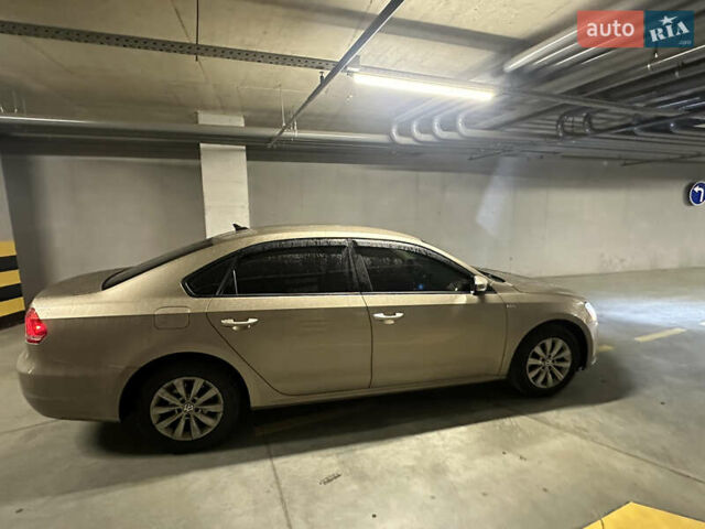 Бежевый Фольксваген Пассат, объемом двигателя 1.8 л и пробегом 256 тыс. км за 7600 $, фото 3 на Automoto.ua