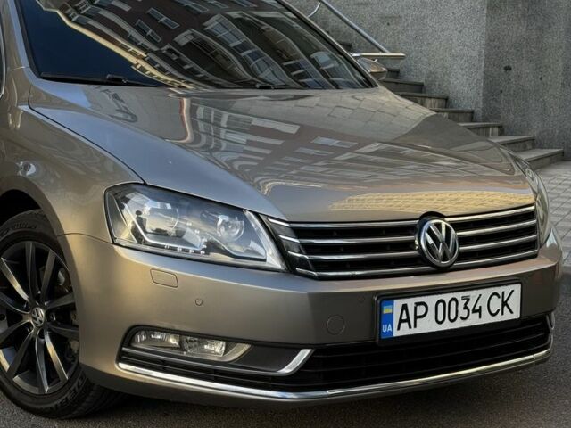 Бежевый Фольксваген Пассат, объемом двигателя 2 л и пробегом 278 тыс. км за 13000 $, фото 2 на Automoto.ua