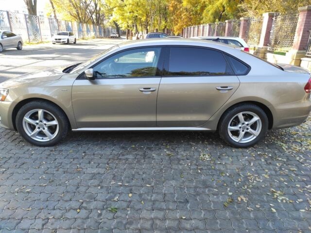 Бежевый Фольксваген Пассат, объемом двигателя 1.8 л и пробегом 212 тыс. км за 8000 $, фото 5 на Automoto.ua