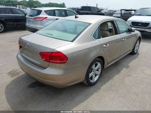 Бежевый Фольксваген Пассат, объемом двигателя 1.8 л и пробегом 82 тыс. км за 9000 $, фото 3 на Automoto.ua