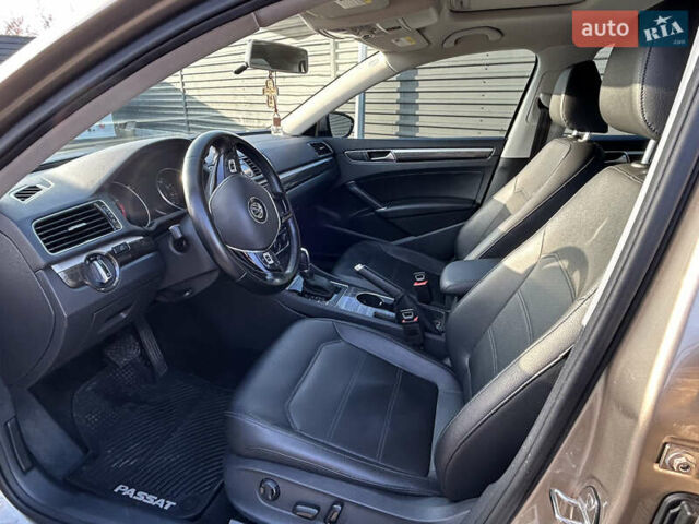 Бежевый Фольксваген Пассат, объемом двигателя 1.8 л и пробегом 183 тыс. км за 13500 $, фото 14 на Automoto.ua