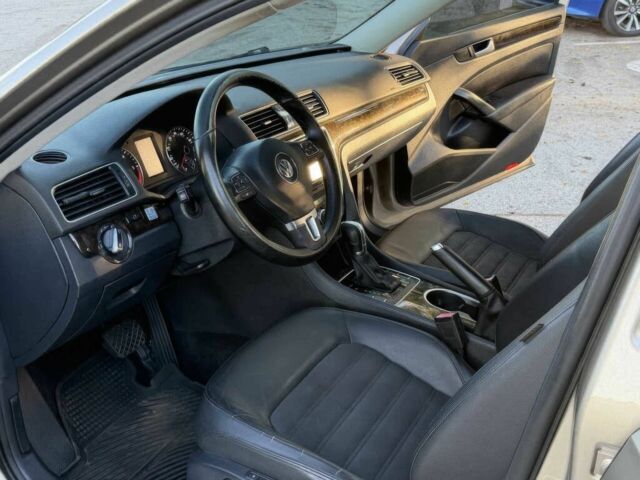 Бежевый Фольксваген Пассат, объемом двигателя 2 л и пробегом 72 тыс. км за 4500 $, фото 10 на Automoto.ua